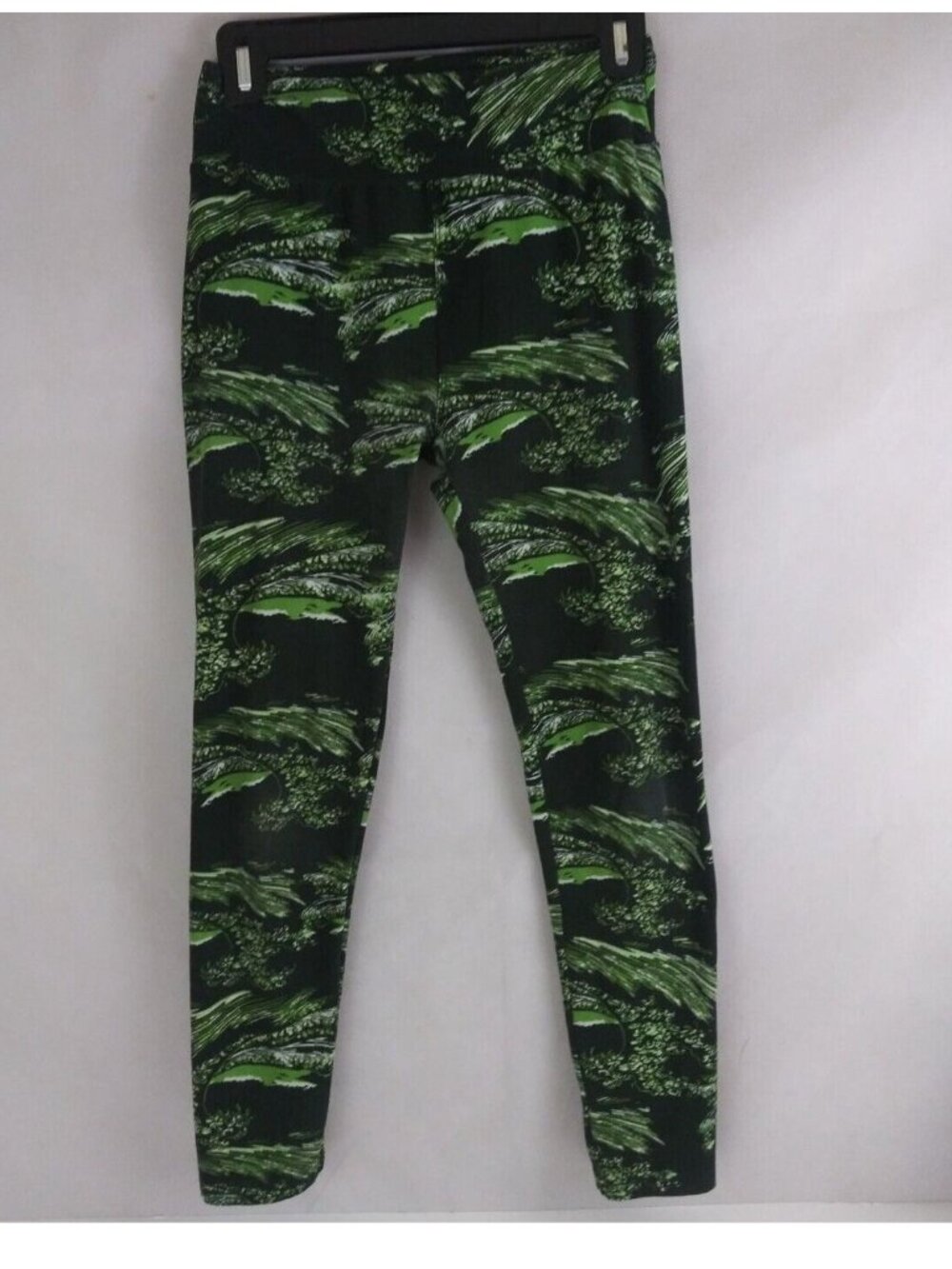 LuLaRoe One Size Leggings Black With Green Designs